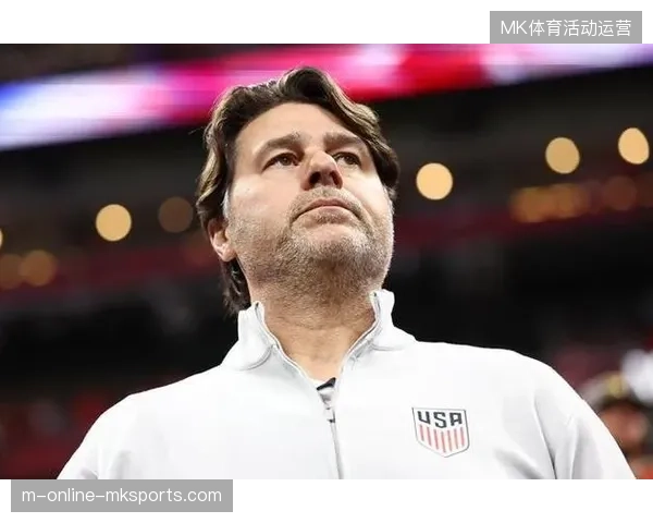东道主美国队防线暴露问题，波切蒂诺的3-4-3攻击阵型在面对欧洲强队时效果不佳